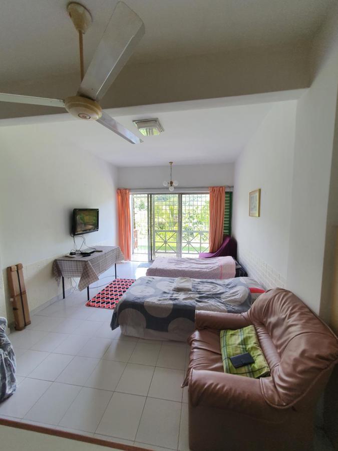 Selesa Hillhomes Golf Resort - M6Gp Бентонг Экстерьер фото