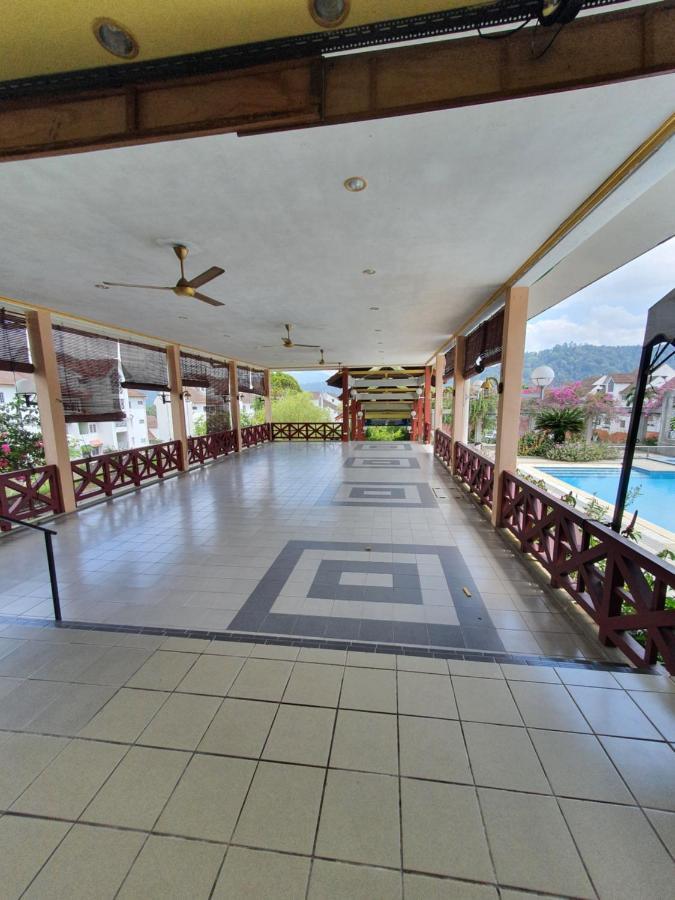 Selesa Hillhomes Golf Resort - M6Gp Бентонг Экстерьер фото